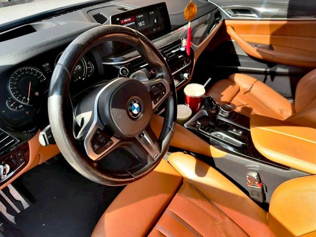BMW寶馬 540I  第4張相片