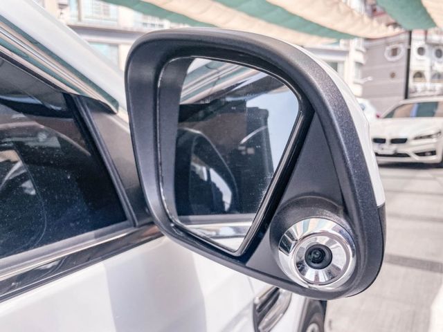 2020 U6 GT APA智駕版/大馬力/自動停車/衛星導航/倒車、車側影像/盲點偵測  第9張相片