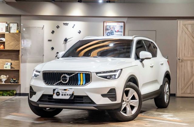 XC40 T2 原廠保固2027.06/安全滿配/環景/CarPlay  第1張相片
