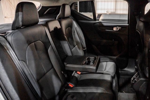 XC40 T2 原廠保固2027.06/安全滿配/環景/CarPlay  第8張相片