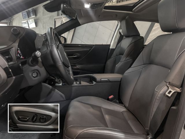 低里程/一手車原鈑件/天窗/電熱椅/無線CarPly/原廠保固至2028.2  第5張相片