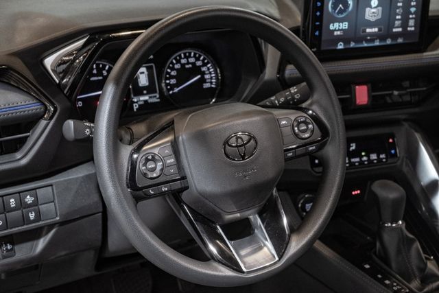 一手原版｜超低里程｜ACC｜AED｜CarPlay｜後座出風口｜iKey｜原廠保固中  第3張相片