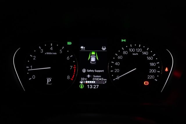 一手車｜原鈑件｜原廠保固中｜環景｜ACC｜自動煞停｜換檔撥片｜手機無線充電｜電尾門  第3張相片