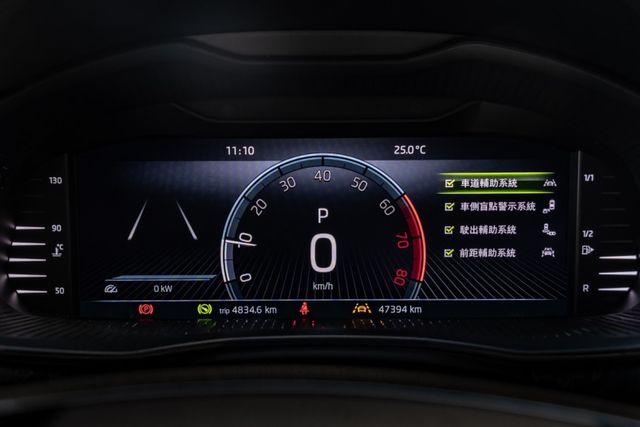 1.5L｜原廠保固中｜ACC/AEB/盲點/置中｜Carplay｜電熱椅｜電尾門  第3張相片