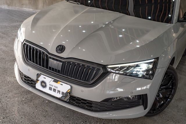 1.5L｜原廠保固中｜ACC/AEB/盲點/置中｜Carplay｜電熱椅｜電尾門  第13張相片