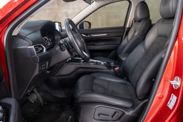 Carbon Edition｜Bose音響｜抬顯｜ACC/AEB/盲點｜電動椅｜無線充電｜環景  第4張相片