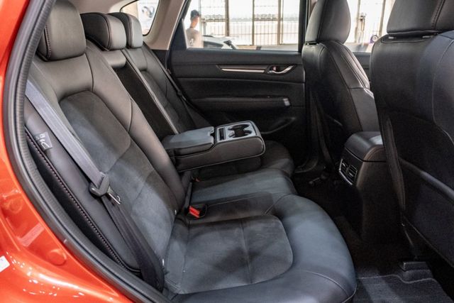 Carbon Edition｜Bose音響｜抬顯｜ACC/AEB/盲點｜電動椅｜無線充電｜環景  第6張相片