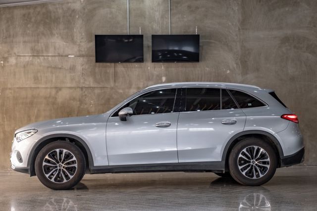 輕油電休旅｜柏林之音音響｜環景｜大型觸控中控螢幕｜23P輔助駕駛  第11張相片