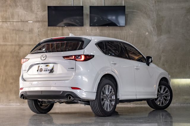 20S Select Plus｜主被動安全輔助駕駛｜手機無線充電｜Bose音響｜保固2030.08  第2張相片