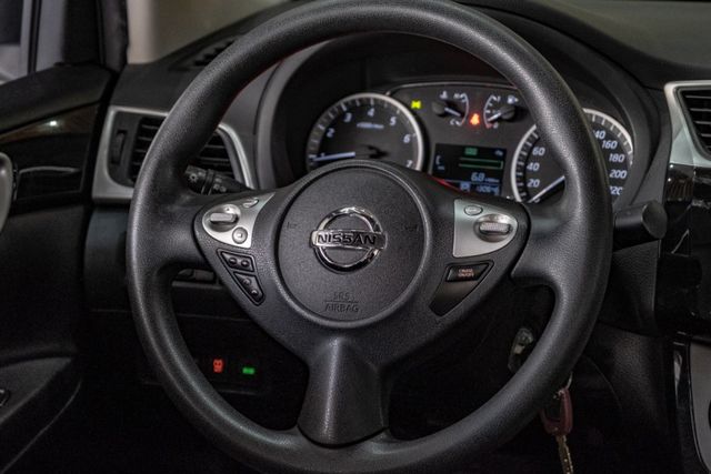 優質代步車推薦｜無待修｜中控螢幕｜倒車影像｜藍牙連線｜定速巡航｜抬頭顯示  第3張相片