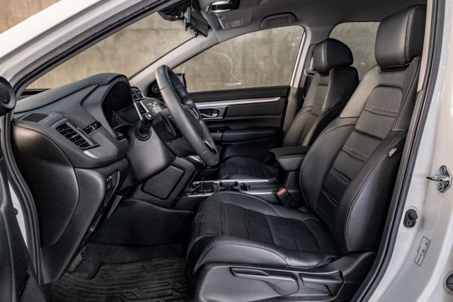 1.5VTi-S｜ACC/車道偏移/AEB｜Carplay｜導航｜手機無線充電  第5張相片