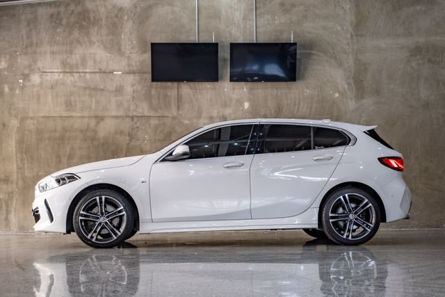 Edition M｜跑車座椅｜電動尾門｜無線Carplay|M18吋鋁圈｜M空力套件｜5AT輔助駕駛  第11張相片