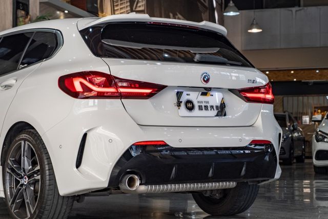 Edition M｜跑車座椅｜電動尾門｜無線Carplay|M18吋鋁圈｜M空力套件｜5AT輔助駕駛  第14張相片