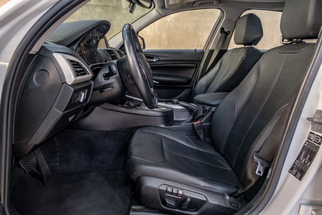 五門後驅/操控優異｜HID頭燈｜倒車影像｜雙前電動椅｜免鑰匙啟動  第5張相片