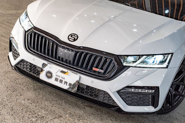 RS版｜原廠保固至2027.9|EYE智能輔助駕駛｜電子限滑差速器｜全景天窗  第12張相片