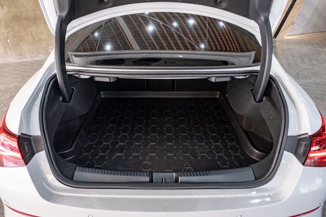 原廠保固至2027.4｜23P｜10吋觸控螢幕｜環景｜無線充電｜前雙座電動椅  第11張相片