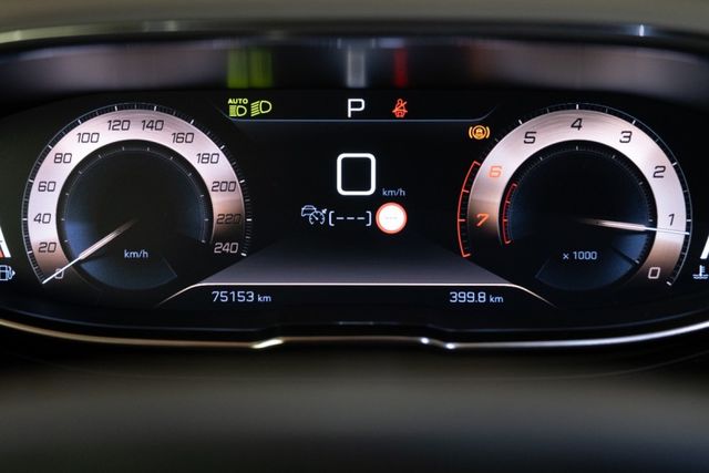 1.6 GT Line＋｜法系動感休旅｜環景｜感應式電尾門｜Focel音響｜電動座椅/電熱  第3張相片