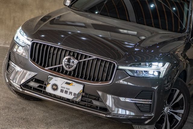 XC60 B5 Plus｜保固至2026.12｜全景天窗｜h/k音響｜環景影像｜抬頭顯示｜無線充電  第15張相片