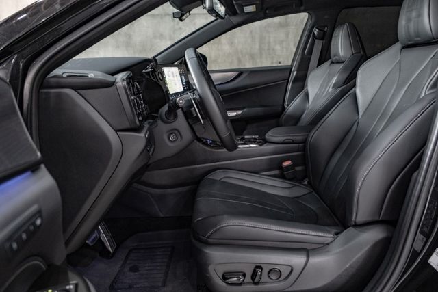 NX450H+  F-Sport｜只跑6千公里｜全車犀牛皮｜原廠橘色卡鉗｜升級碟煞盤｜保固2028.11  第5張相片