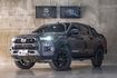 Hilux 貨卡｜四輪傳動｜後貨箱拉簾｜ACC/AEB｜環景｜電熱通風椅｜抬頭顯示  第1張縮圖
