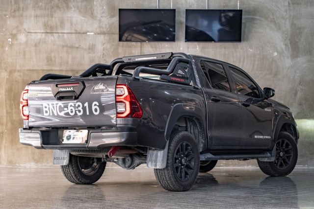 Hilux 貨卡｜四輪傳動｜後貨箱拉簾｜ACC/AEB｜環景｜電熱通風椅｜抬頭顯示  第2張相片
