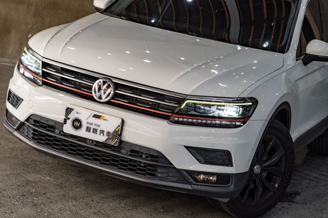 Tiguan 330 TSI Comfortline｜4WD｜車側盲點｜環景影像｜電尾門｜後座餐桌  第10張相片