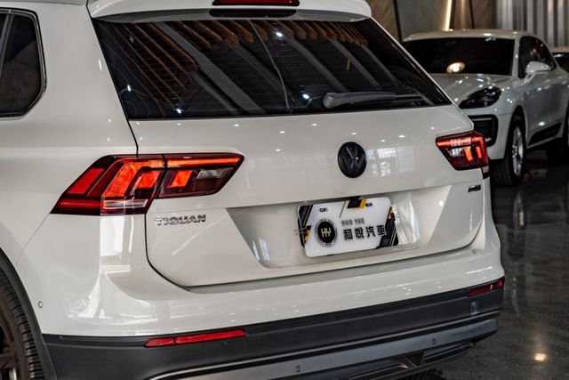 Tiguan 330 TSI Comfortline｜4WD｜車側盲點｜環景影像｜電尾門｜後座餐桌  第11張相片