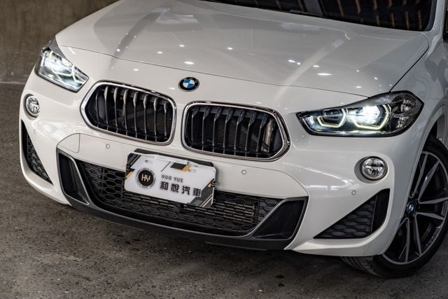 X2 sDrive20i領航版｜全景天窗｜M款19寸輪圈｜M款Ｔ字方向盤｜AEB/車道偏離  第12張相片