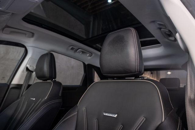 Kuga 250 AWD Vignale|Lv.2 ADAS｜全景天窗｜高階皮革座椅｜B&O音響｜專屬木紋飾板  第10張相片