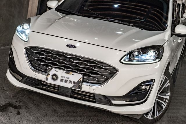 Kuga 250 AWD Vignale|Lv.2 ADAS｜全景天窗｜高階皮革座椅｜B&O音響｜專屬木紋飾板  第13張相片