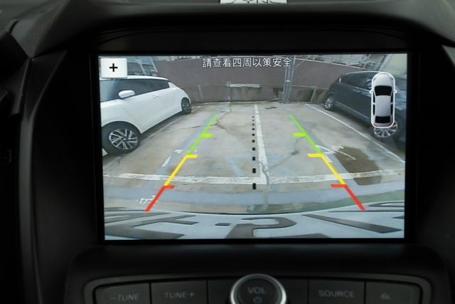 Kuga 1.5時尚經典版｜全景天窗｜腳踢感應式尾門｜車道變換輔助  第7張相片