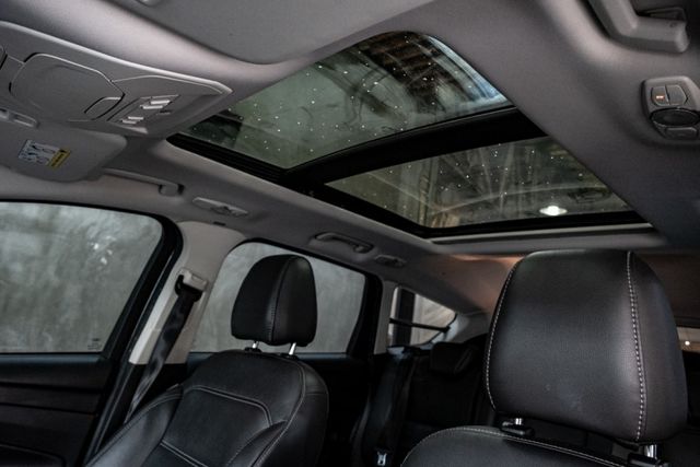 Kuga 1.5時尚經典版｜全景天窗｜腳踢感應式尾門｜車道變換輔助  第8張相片