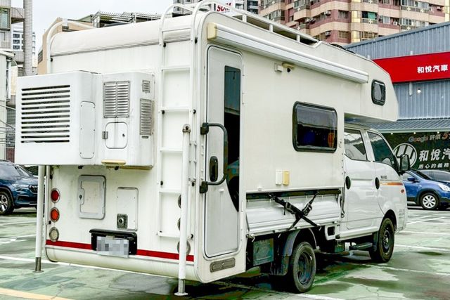 小霸王雙廂Ｘ露營車不拆賣｜露營箱百萬改裝｜水電獨立｜只跑六千多  第2張相片