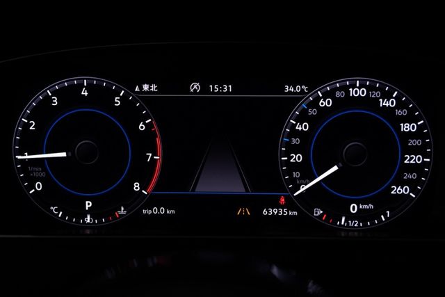 GOLF VARIANT R-Line｜ACC/AEB/盲點｜倒車影像/Carplay｜全景天窗  第3張相片