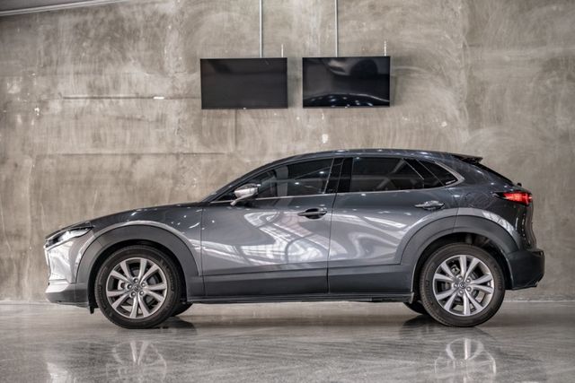 CX-30 頂級型｜ACC/AEB/盲點｜雙區恆溫｜轉向頭燈  第9張相片