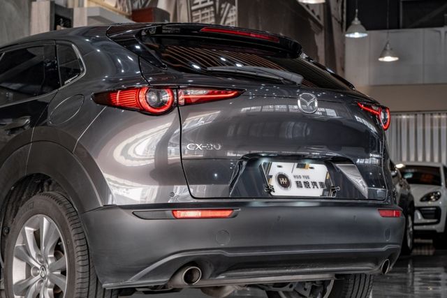 CX-30 頂級型｜ACC/AEB/盲點｜雙區恆溫｜轉向頭燈  第11張相片