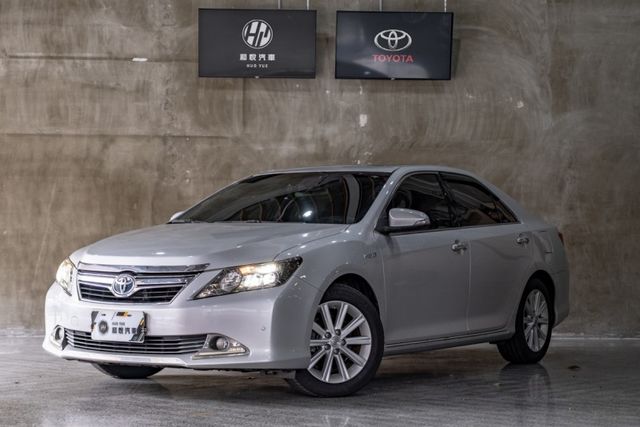 Camry 2.5油電Ｖ版｜大電池2023更換｜天窗｜抬頭顯示  第1張相片