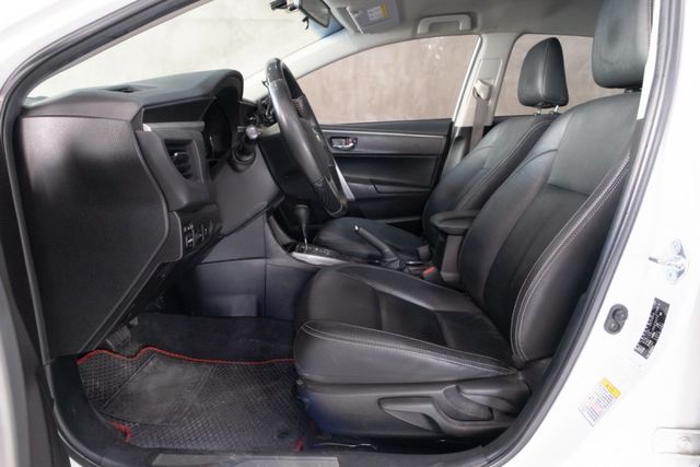 Altis 經典版Safety+｜空力套件｜18吋輕量化鋁圈｜倒車影像/導航｜定速｜排氣管閥門  第4張相片