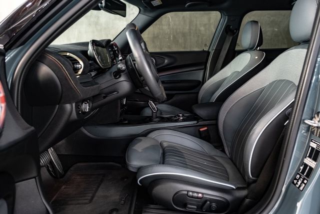 Clubman JCW ALL4｜306hp｜全車貼膜｜對四Brembo卡鉗｜前雙座電動椅｜感應式對開尾門  第5張相片
