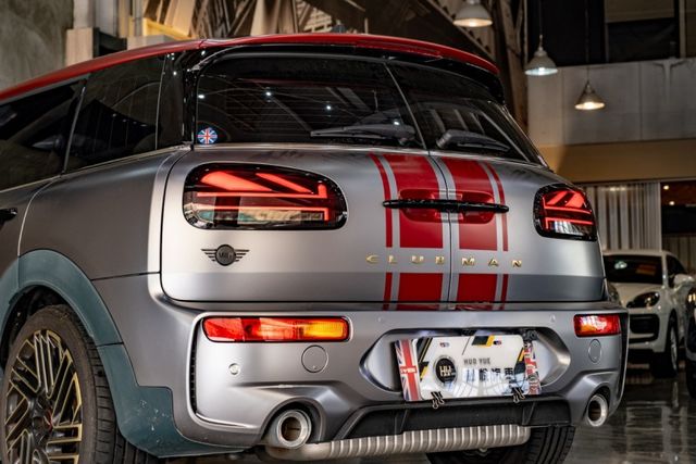 Clubman JCW ALL4｜306hp｜全車貼膜｜對四Brembo卡鉗｜前雙座電動椅｜感應式對開尾門  第15張相片
