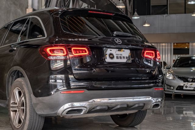 GLC200｜妥善率極高德系休旅｜ACC/AED/車側盲點｜360環景｜Carplay  第12張相片