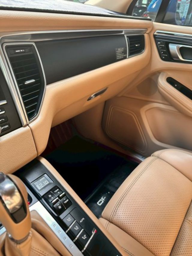 MACAN  第9張相片