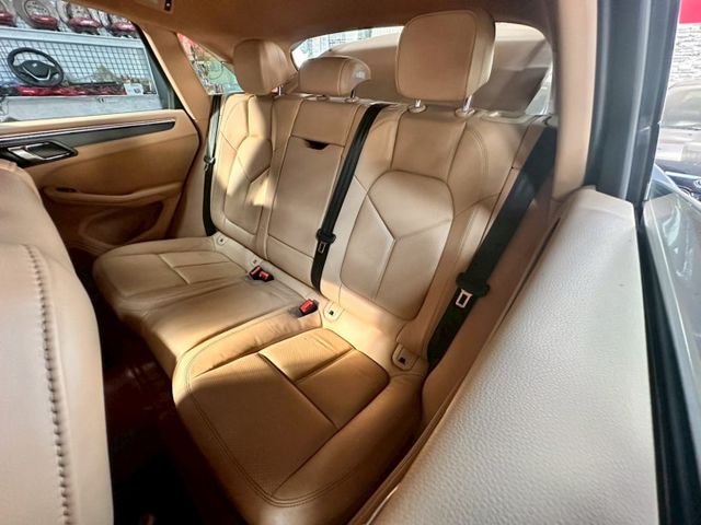 MACAN  第12張相片