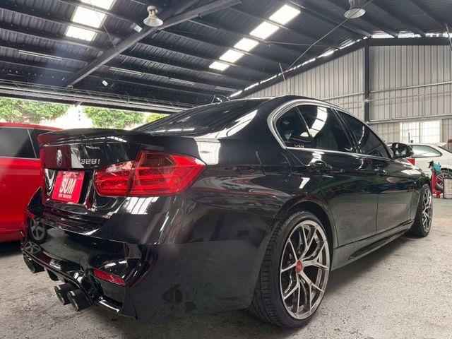 3 SERIES SEDAN F30  第4張相片