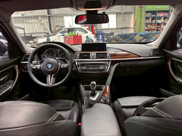 3 SERIES SEDAN F30  第7張相片