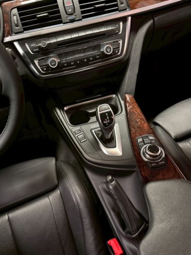 3 SERIES SEDAN F30  第9張相片