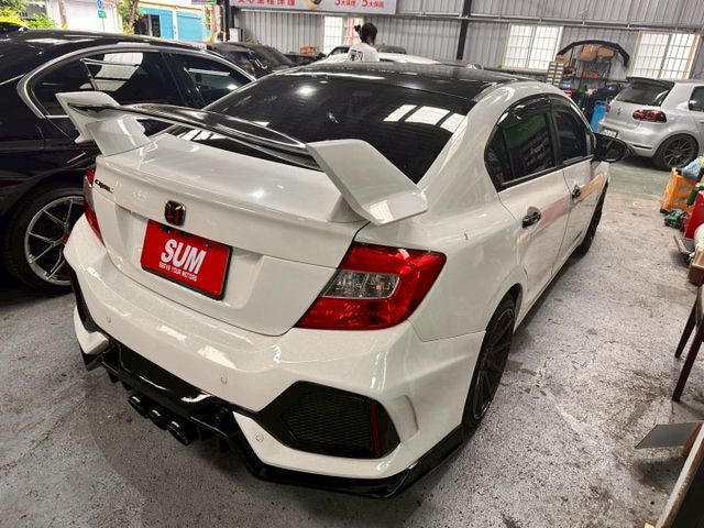 CIVIC  第4張相片