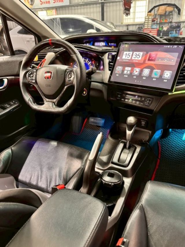 CIVIC  第9張相片