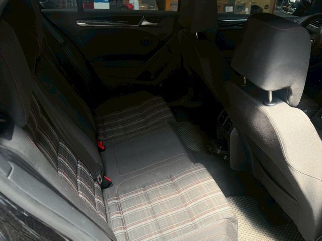 GOLF VI  第8張相片