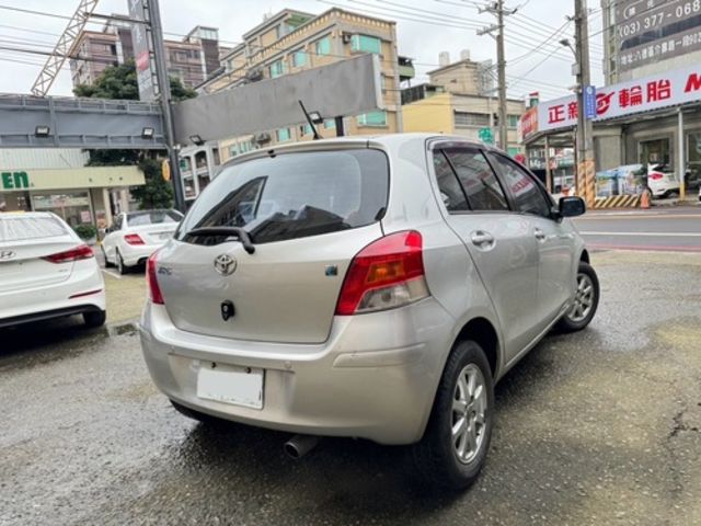 TOYOTA豐田 YARIS  第2張相片